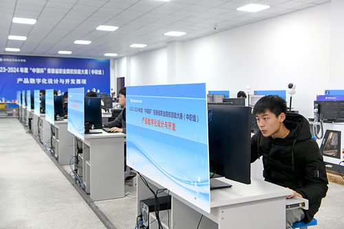 安徽淮南中职学生赛技能 展职业技能风采