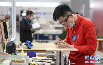 第一届全国职业技能大赛广州开幕，职业技能点亮人才强国之路